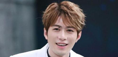 娱乐吃瓜所有男明星,盘点各路“瓜王”风采