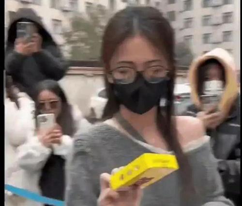 娱乐圈吃瓜爆料沙雕图片